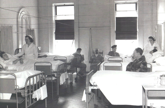 Mount Sinai Hospital ward, Capitol Avenue , 1923. This photo was taken the year Mount Sinai opened, just one of many social and charitable organizations founded by the Jewish community in Hartford.
